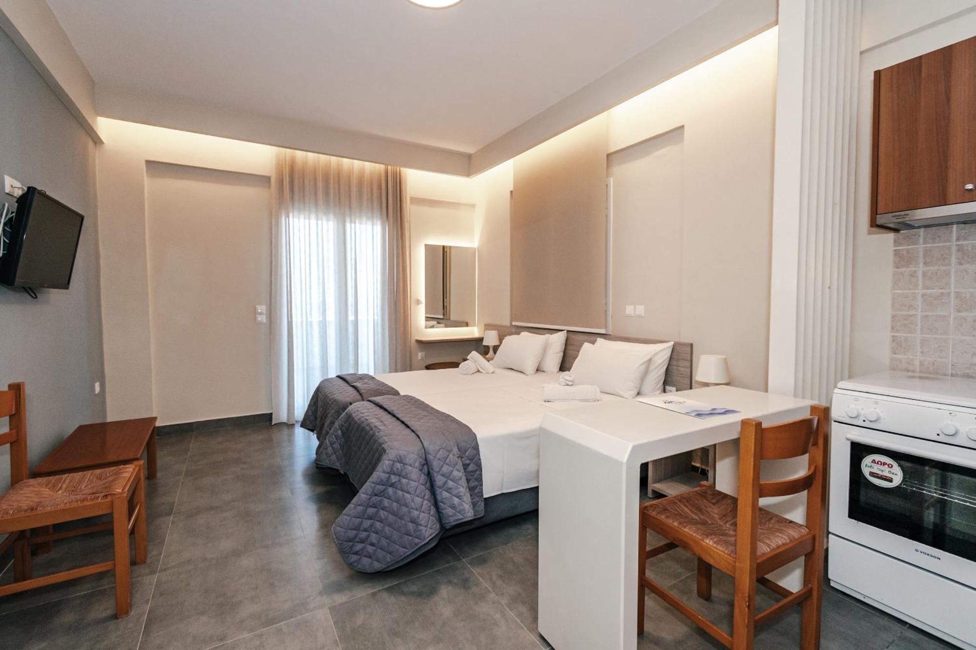 Mesogeios Hotel มาราโธโพลิส ภายนอก รูปภาพ