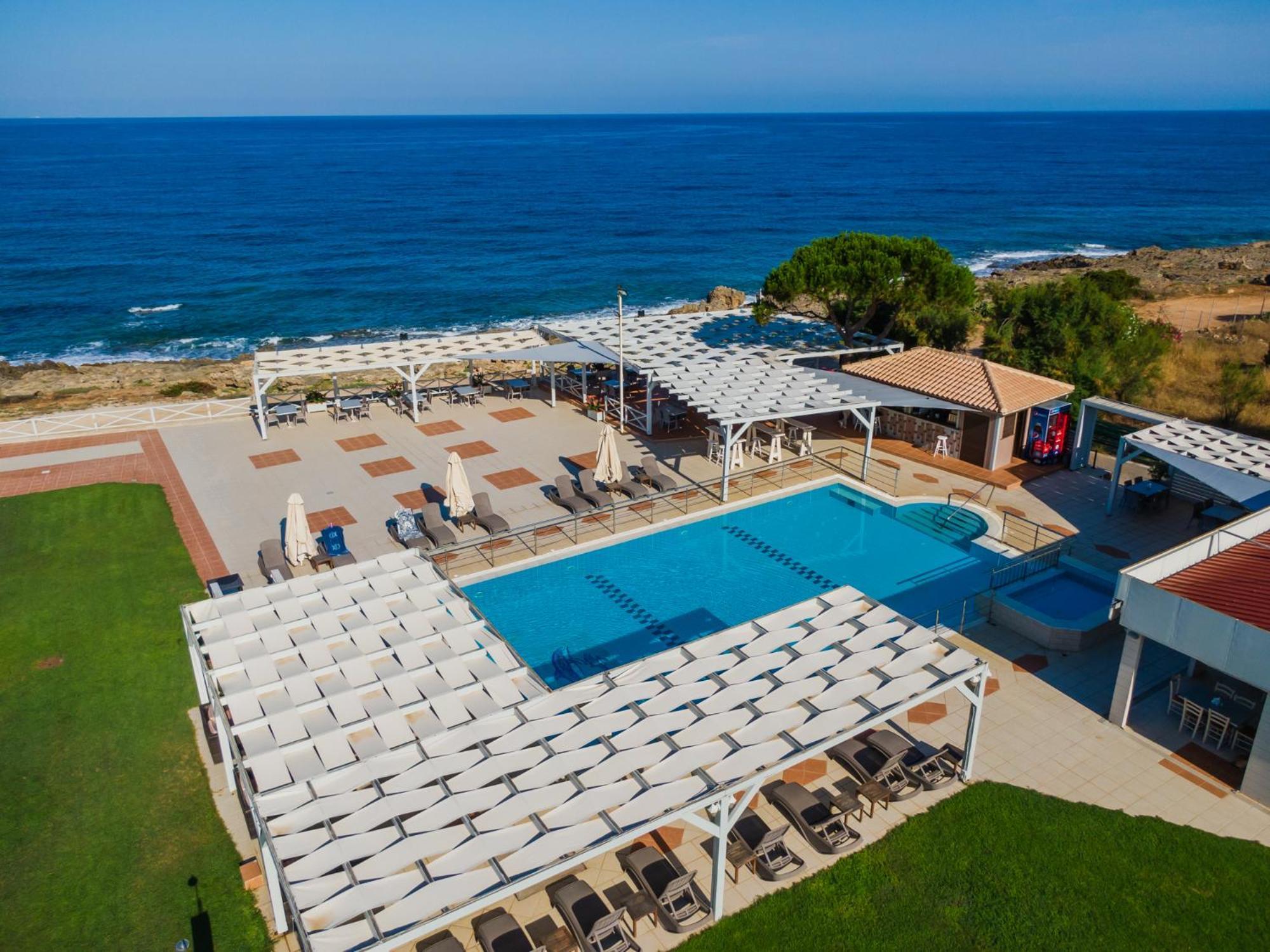 Mesogeios Hotel มาราโธโพลิส ภายนอก รูปภาพ